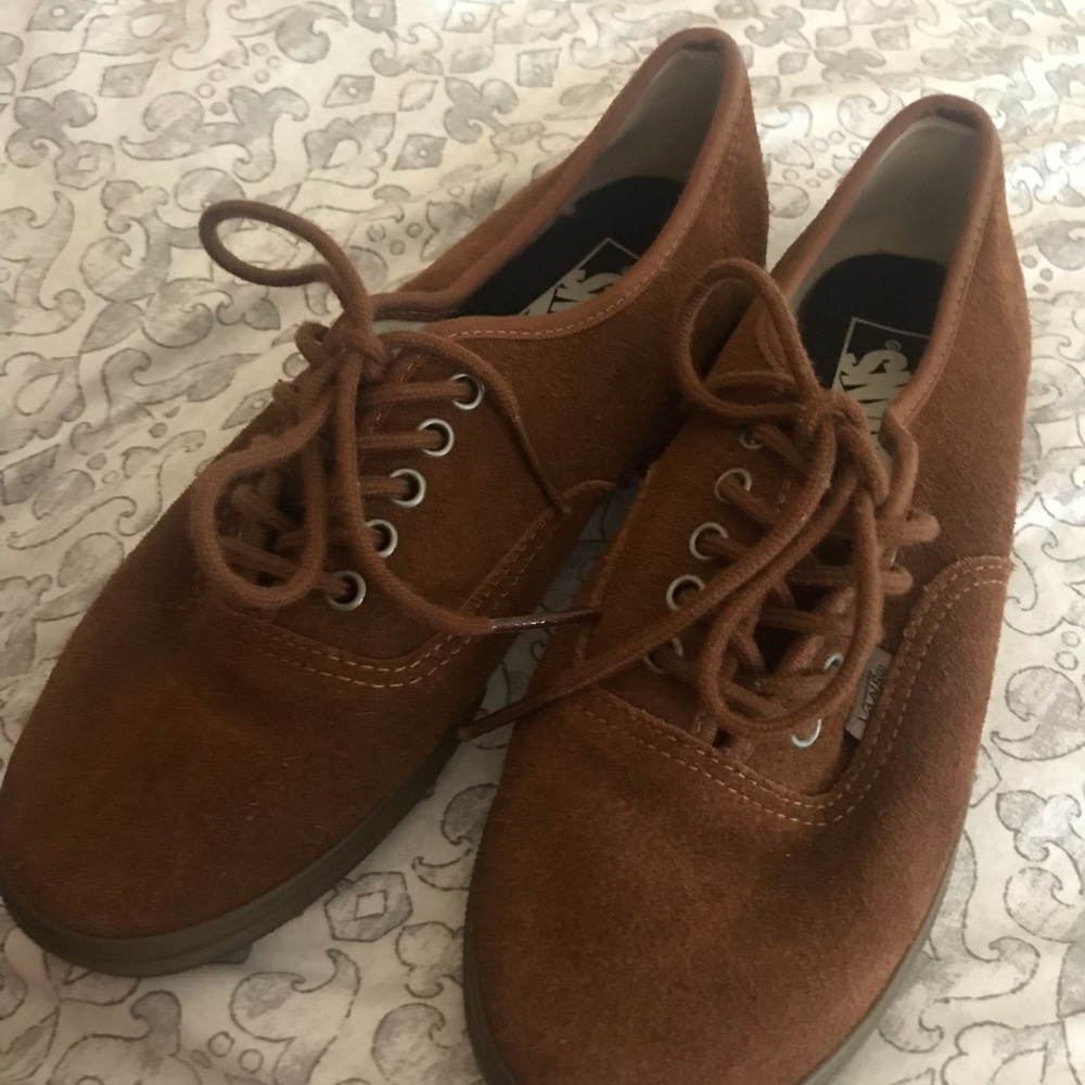 Low top vans